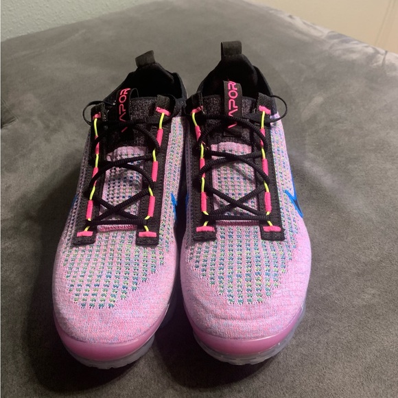 Nike Air VaporMax 2021 FK Next Nature
Women's Shoes - Picture 2 of 9